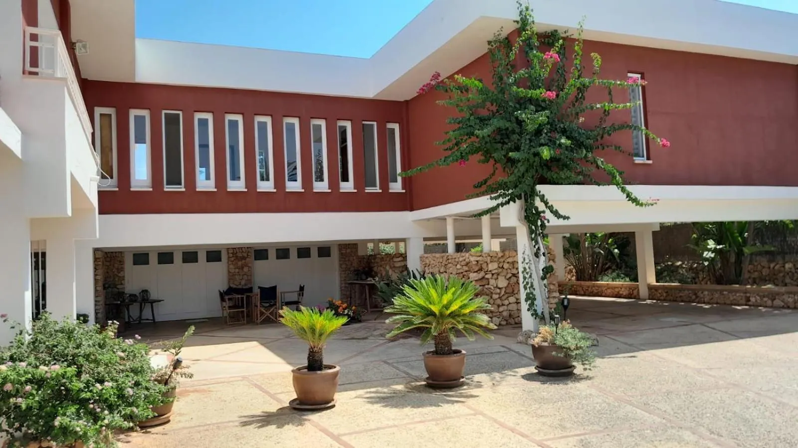 Chalet Privado Con Piscina Sa Caleta Holiday home